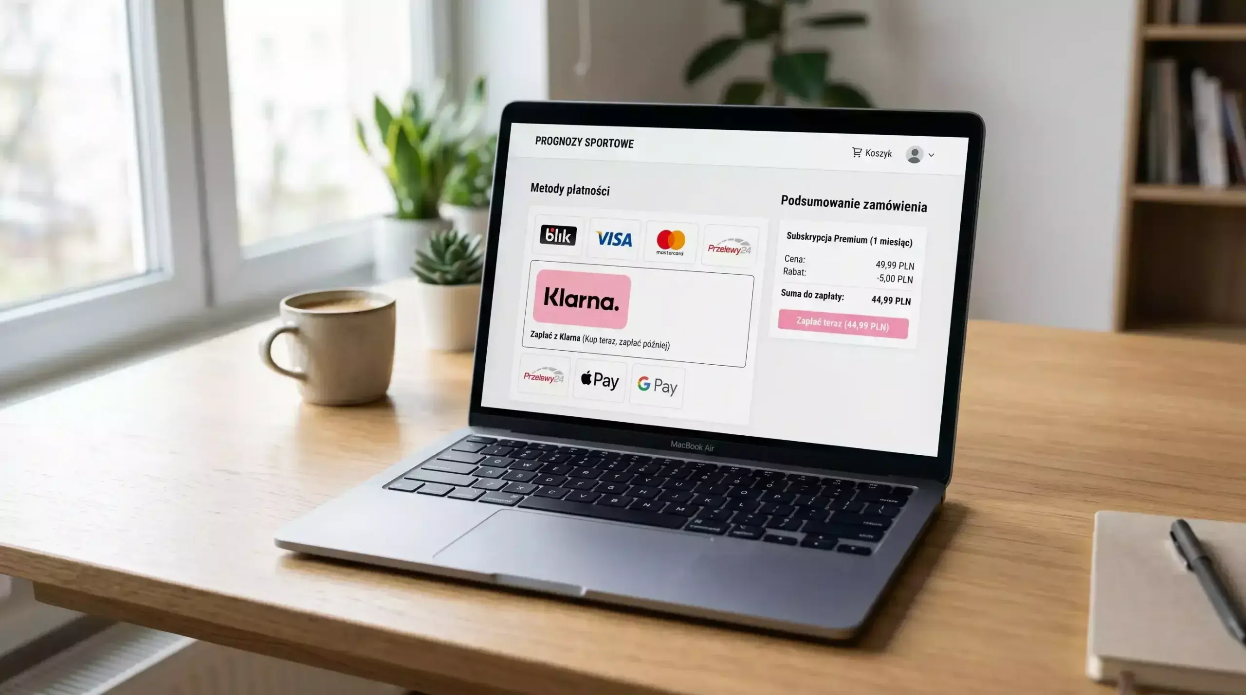 Ekran laptopa z otwartą stroną brytyjskiego bukmachera Betway i widoczną opcją Klarna